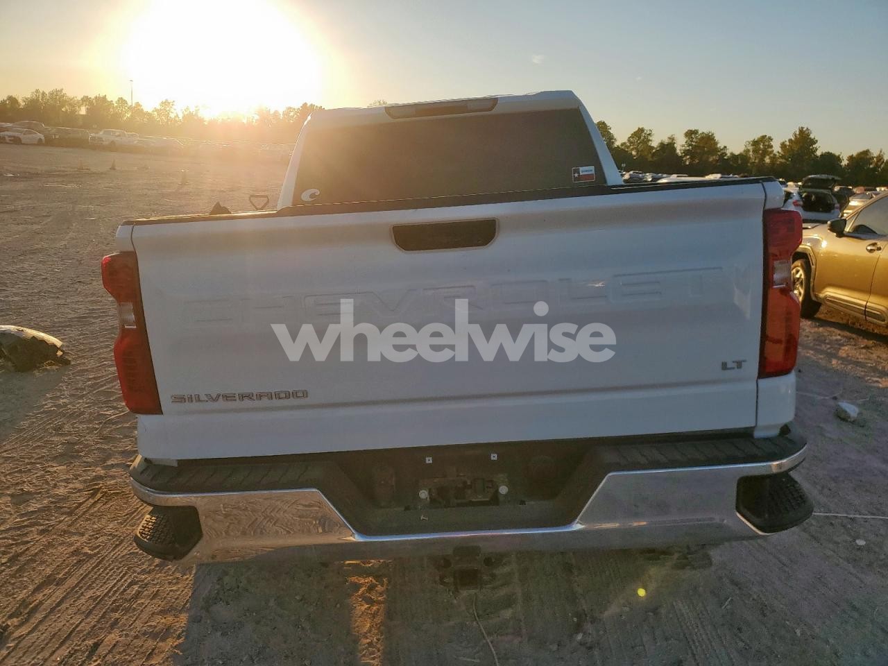 Photo 6 of 2023 CHEVROLET SILVERADO K1500 LT (VIN 1GCUDDED3PZ308519)