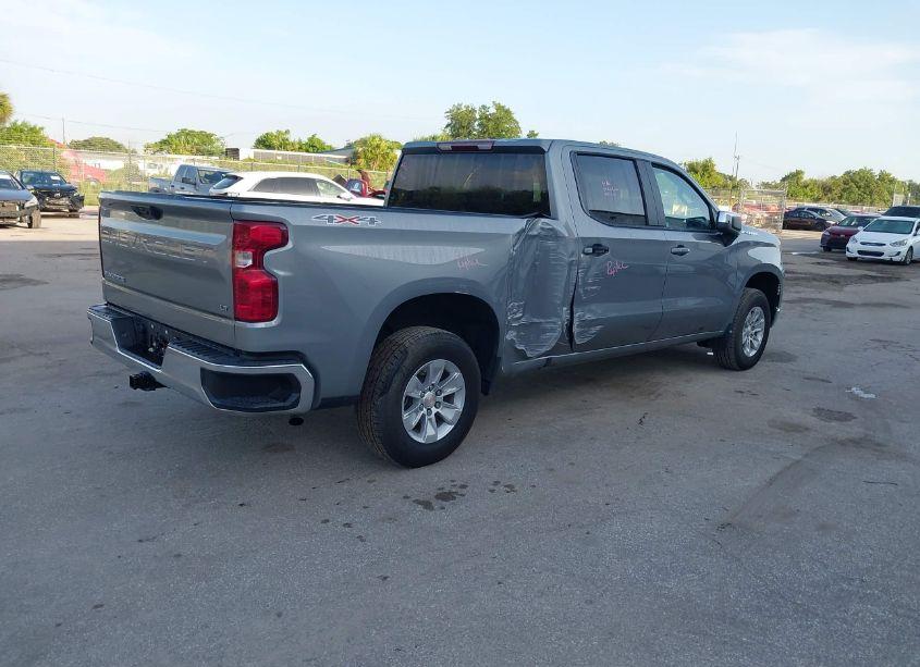 Photo 4 of 2023 Chevrolet Silverado 1500 4WD STANDARD BED LT (VIN 1GCUDDED4PZ322476)