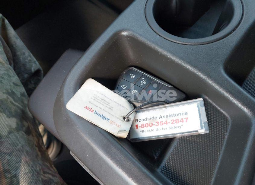 Photo 11 of 2023 Chevrolet Silverado 1500 4WD STANDARD BED LT (VIN 1GCUDDED4PZ323367)