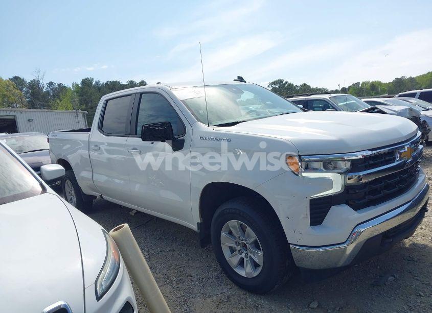 Photo 13 of 2023 Chevrolet Silverado 1500 4WD STANDARD BED LT (VIN 1GCUDDED4PZ323367)