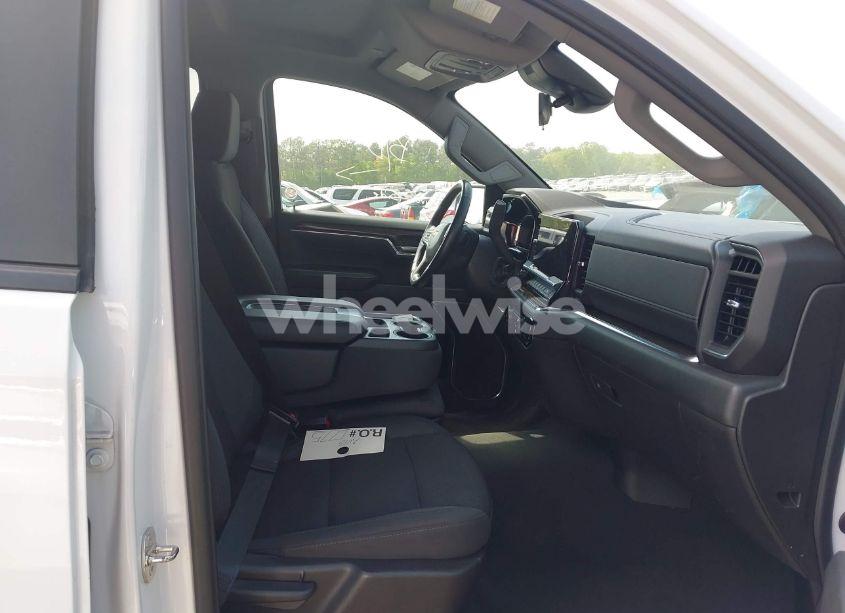 Photo 5 of 2023 Chevrolet Silverado 1500 4WD STANDARD BED LT (VIN 1GCUDDED4PZ323367)