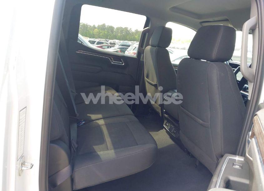 Photo 8 of 2023 Chevrolet Silverado 1500 4WD STANDARD BED LT (VIN 1GCUDDED4PZ323367)