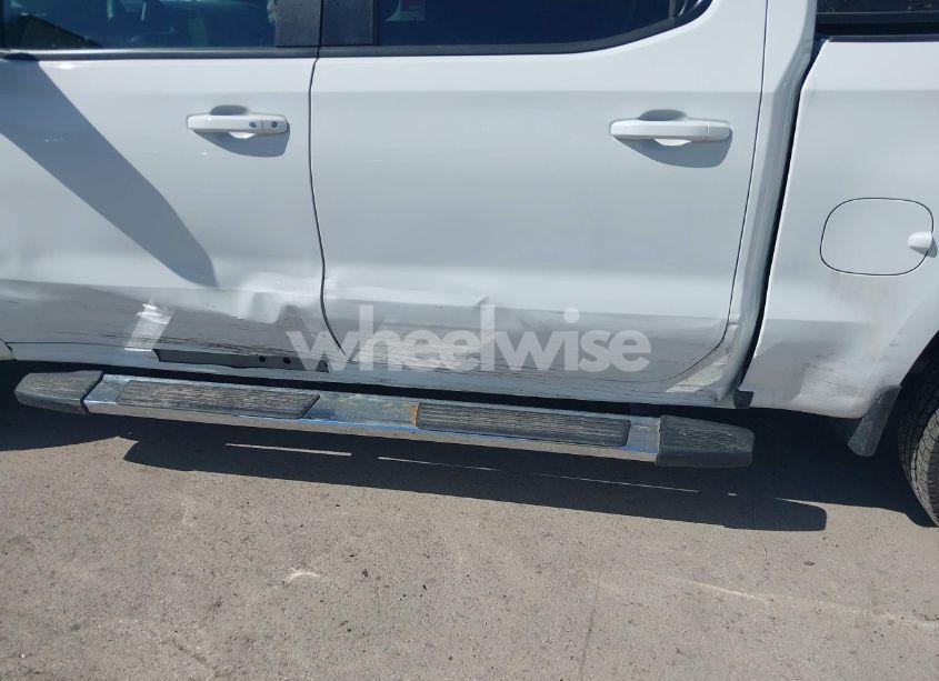 Photo 6 of 2024 Chevrolet Silverado 1500 4WD SHORT BED LT (VIN 1GCUDDED4RZ107229)