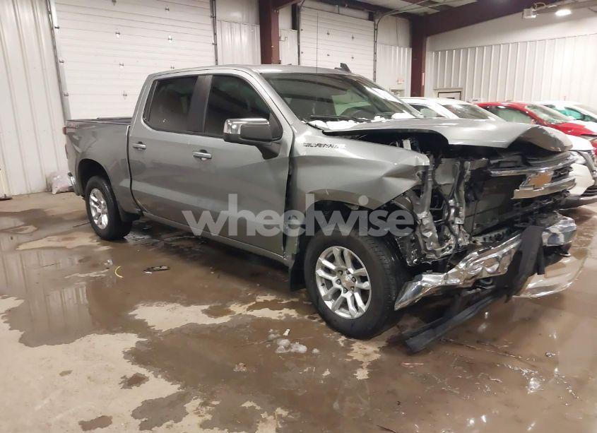 2024 Chevrolet Silverado 1500 4WD SHORT BED LT (VIN 1GCUDDED8RZ129024) main photo