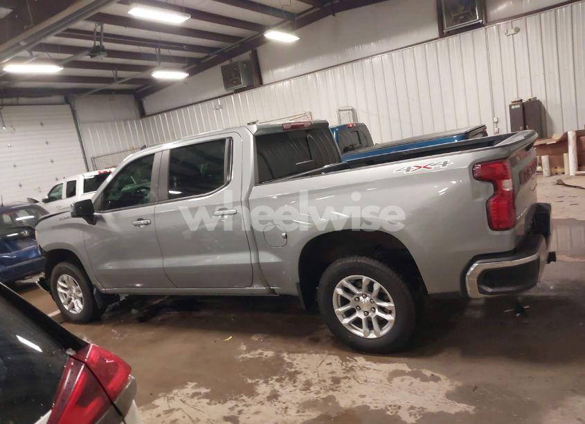 Photo 14 of 2024 Chevrolet Silverado 1500 4WD SHORT BED LT (VIN 1GCUDDED8RZ129024)