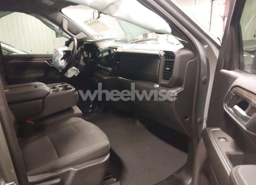 Photo 5 of 2024 Chevrolet Silverado 1500 4WD SHORT BED LT (VIN 1GCUDDED8RZ129024)