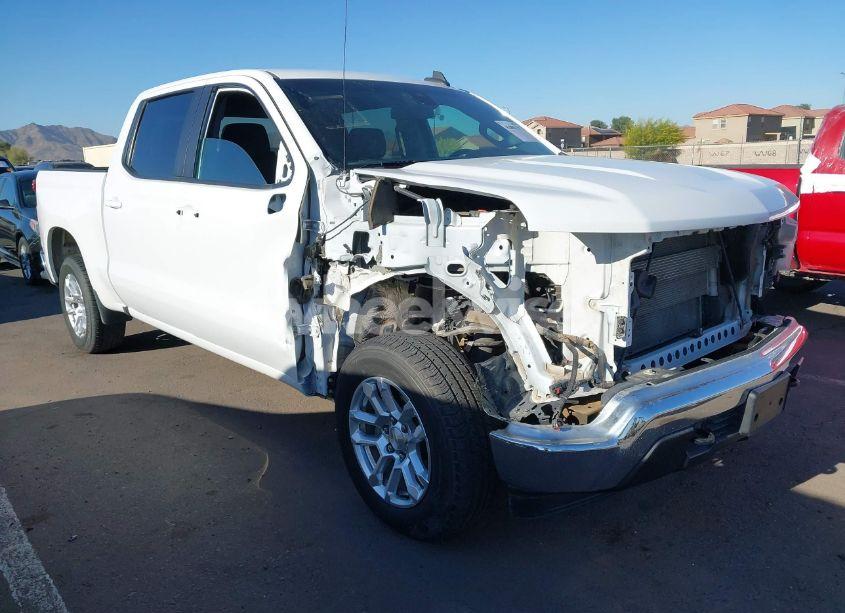 2022 Chevrolet Silverado 1500 4WD STANDARD BED LT (VIN 1GCUDDEDXNZ537566) main photo