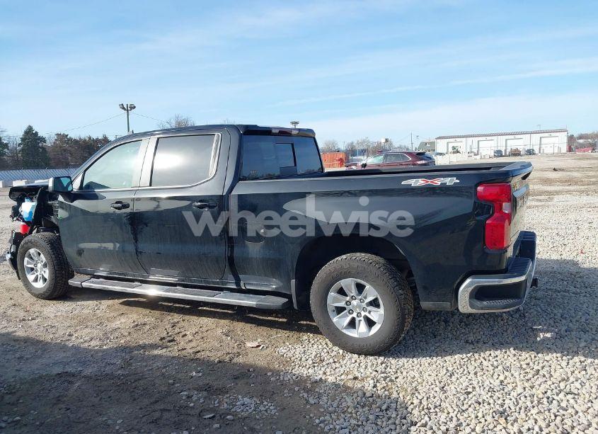 Photo 15 of 2024 Chevrolet Silverado 1500 4WD STANDARD BED LT (VIN 1GCUDDEDXRZ292189)