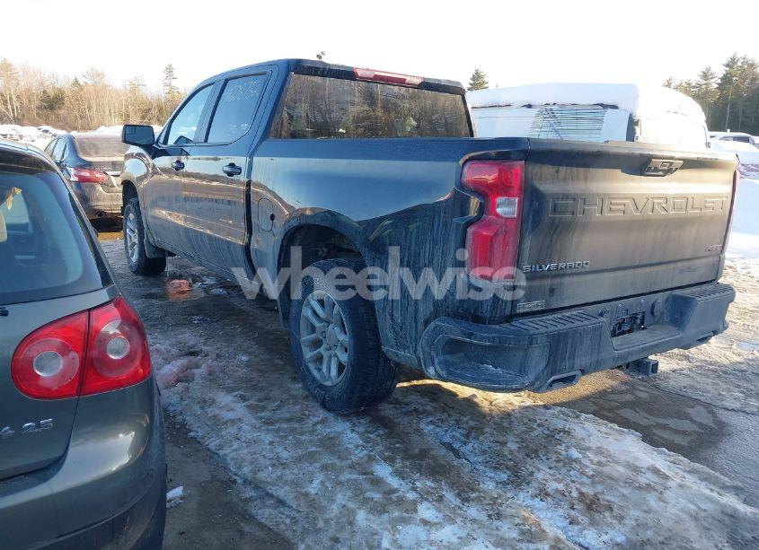 Photo 3 of 2023 Chevrolet Silverado 1500 4WD SHORT BED RST (VIN 1GCUDEE81PZ123622)