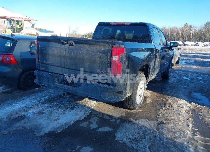 Photo 4 of 2023 Chevrolet Silverado 1500 4WD SHORT BED RST (VIN 1GCUDEE81PZ123622)