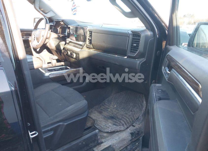 Photo 5 of 2023 Chevrolet Silverado 1500 4WD SHORT BED RST (VIN 1GCUDEE81PZ123622)