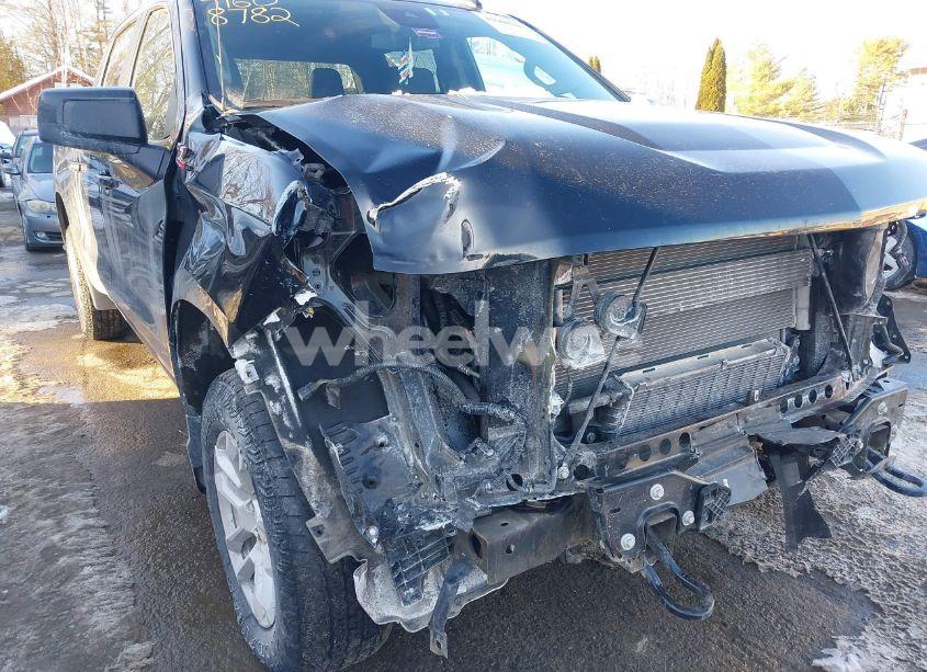 Photo 6 of 2023 Chevrolet Silverado 1500 4WD SHORT BED RST (VIN 1GCUDEE81PZ123622)