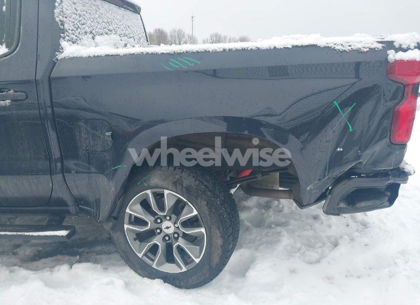 Photo 6 of 2023 Chevrolet Silverado 1500 4WD SHORT BED RST (VIN 1GCUDEE81PZ200943)