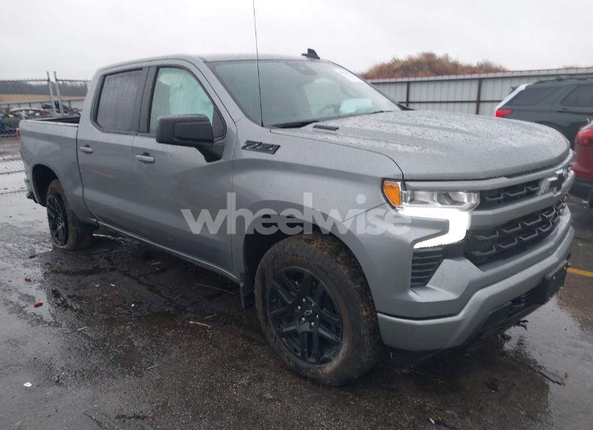 2024 Chevrolet Silverado 1500 4WD SHORT BED RST (VIN 1GCUDEE81RZ388883) main photo