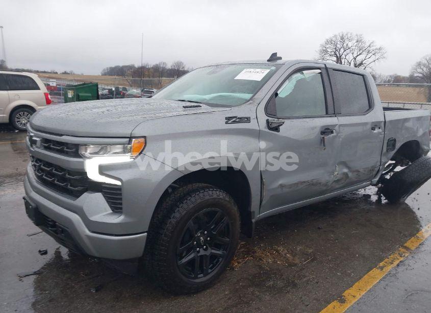 Photo 2 of 2024 Chevrolet Silverado 1500 4WD SHORT BED RST (VIN 1GCUDEE81RZ388883)