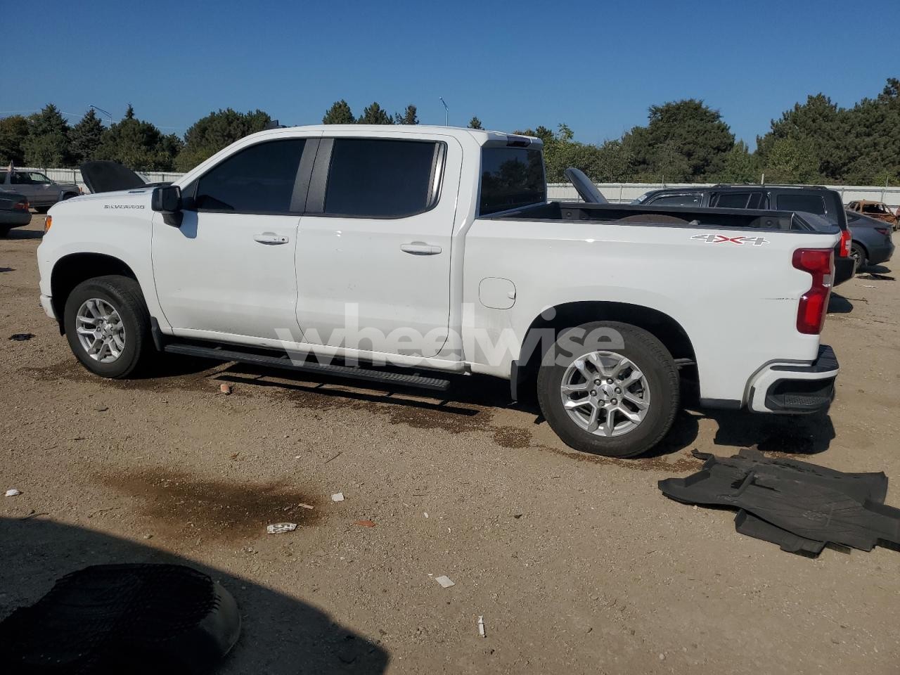 Photo 2 of 2023 CHEVROLET SILVERADO K1500 RST (VIN 1GCUDEE82PZ109311)