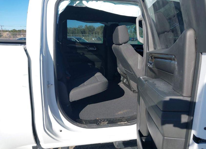Photo 8 of 2023 Chevrolet Silverado 1500 4WD SHORT BED RST (VIN 1GCUDEE83PZ321375)