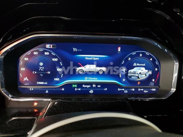 Photo 9 of 2024 CHEVROLET SILVERADO K1500 RST (VIN 1GCUDEE83RZ211347)