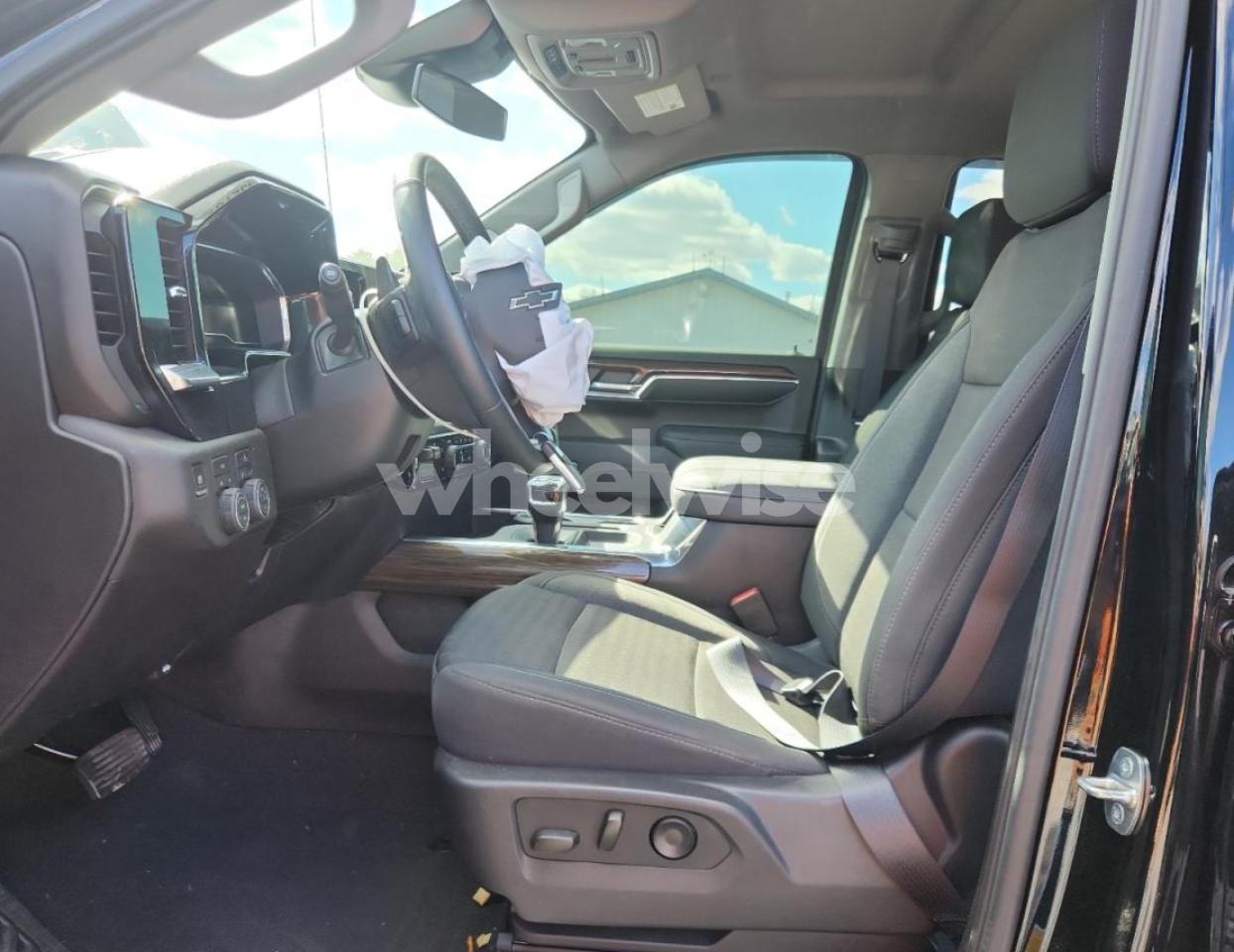 Photo 7 of 2024 CHEVROLET SILVERADO K1500 RST (VIN 1GCUDEE84RZ300618)