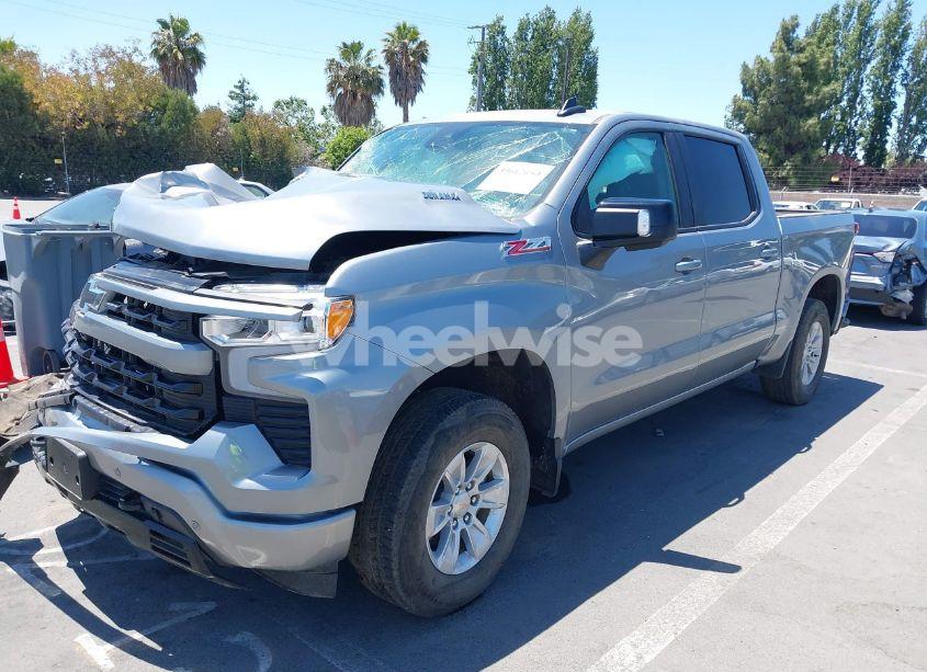 Photo 2 of 2024 Chevrolet Silverado 1500 4WD SHORT BED RST (VIN 1GCUDEE87RZ134353)