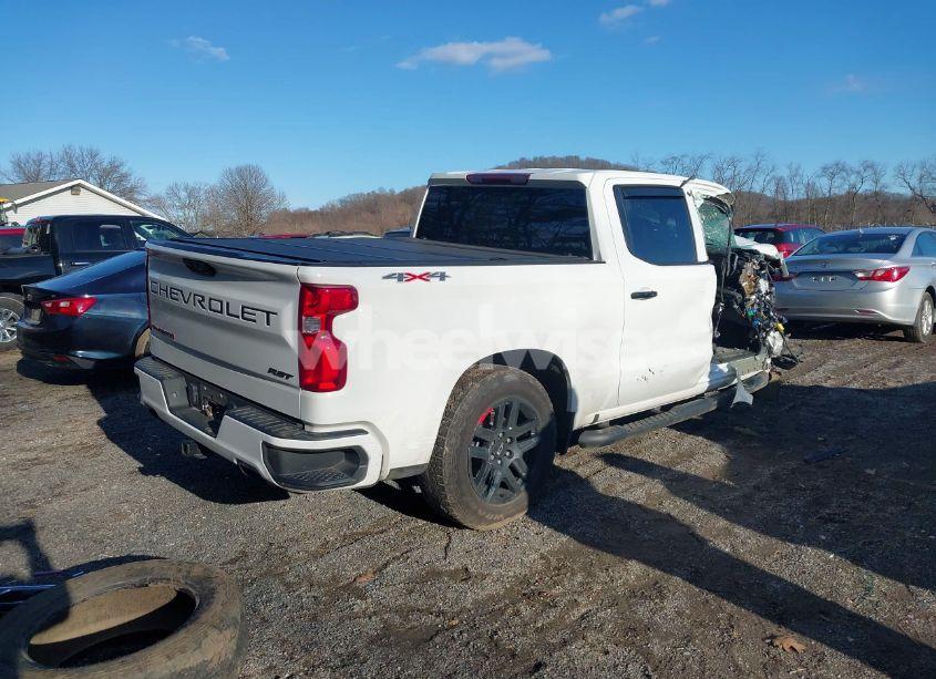 Photo 4 of 2023 Chevrolet Silverado 1500 4WD SHORT BED RST (VIN 1GCUDEED0PZ203264)