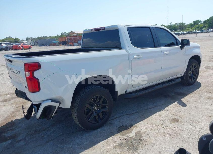 Photo 4 of 2024 Chevrolet Silverado 1500 4WD SHORT BED RST (VIN 1GCUDEED0RZ147166)