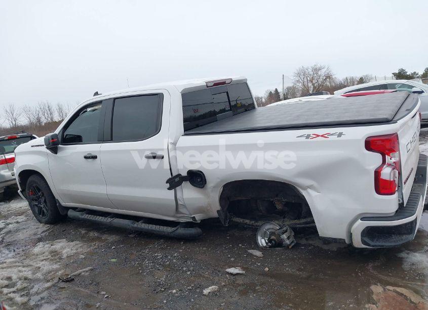 Photo 13 of 2024 Chevrolet Silverado 1500 4WD SHORT BED RST (VIN 1GCUDEED1RZ109462)