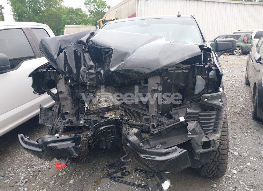 Photo 13 of 2023 Chevrolet Silverado 1500 4WD SHORT BED RST (VIN 1GCUDEED2PZ130558)