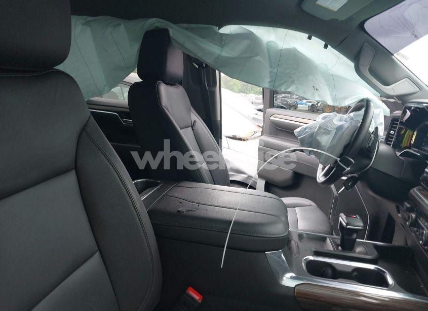 Photo 5 of 2023 Chevrolet Silverado 1500 4WD SHORT BED RST (VIN 1GCUDEED2PZ130558)