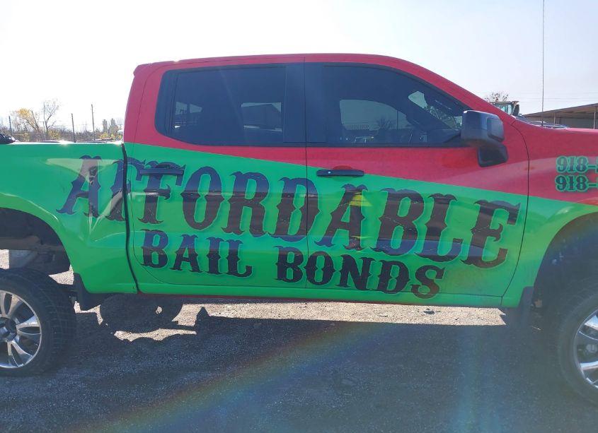 Photo 13 of 2024 Chevrolet Silverado 1500 4WD SHORT BED RST (VIN 1GCUDEED2RZ131566)