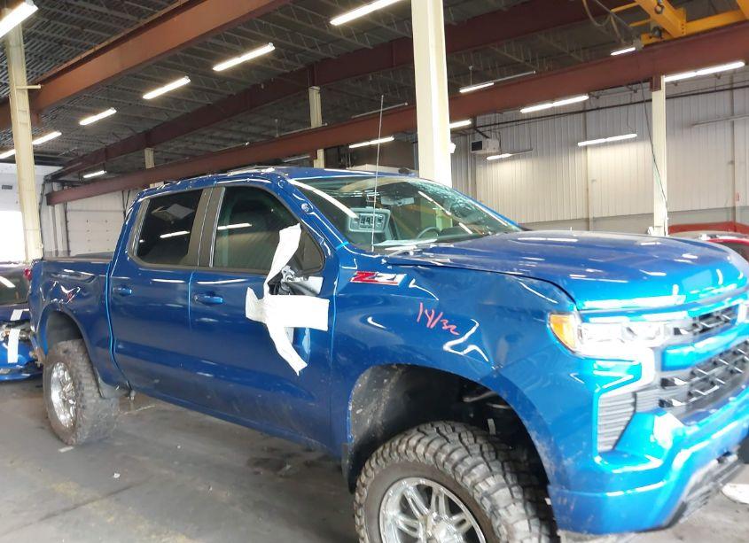 Photo 13 of 2024 Chevrolet Silverado 1500 4WD SHORT BED RST (VIN 1GCUDEED6RZ108470)