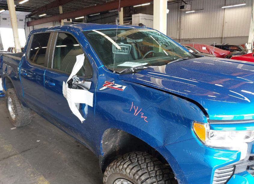 Photo 6 of 2024 Chevrolet Silverado 1500 4WD SHORT BED RST (VIN 1GCUDEED6RZ108470)