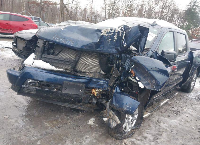 Photo 2 of 2022 Chevrolet Silverado 1500 4WD SHORT BED RST (VIN 1GCUDEED7NZ620877)