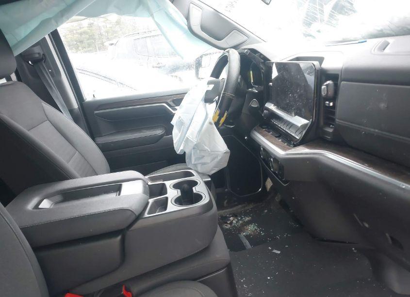 Photo 5 of 2022 Chevrolet Silverado 1500 4WD SHORT BED RST (VIN 1GCUDEED7NZ620877)