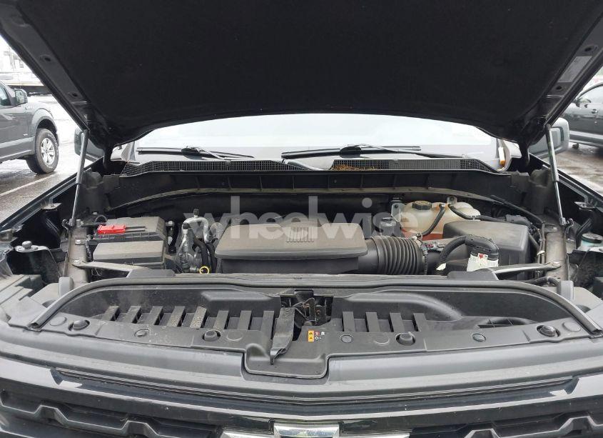 Photo 10 of 2022 Chevrolet Silverado 1500 4WD STANDARD BED RST (VIN 1GCUDEED7NZ638375)