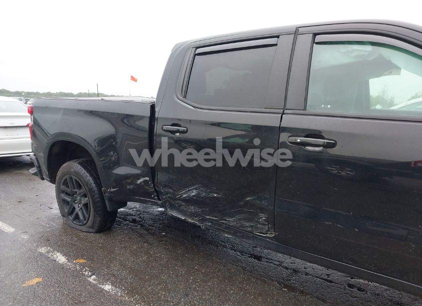 Photo 6 of 2022 Chevrolet Silverado 1500 4WD STANDARD BED RST (VIN 1GCUDEED7NZ638375)