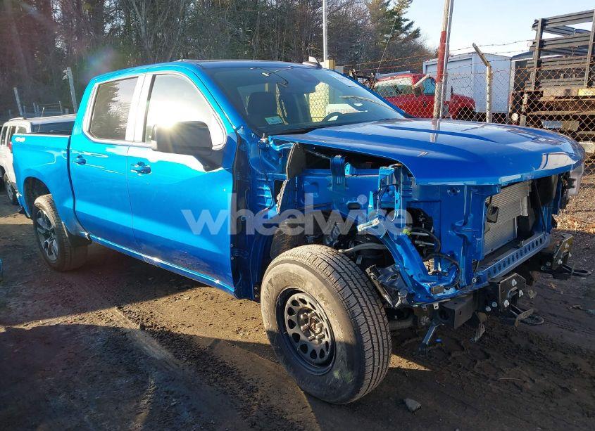 2023 Chevrolet Silverado 1500 4WD SHORT BED RST (VIN 1GCUDEED7PZ170196) main photo