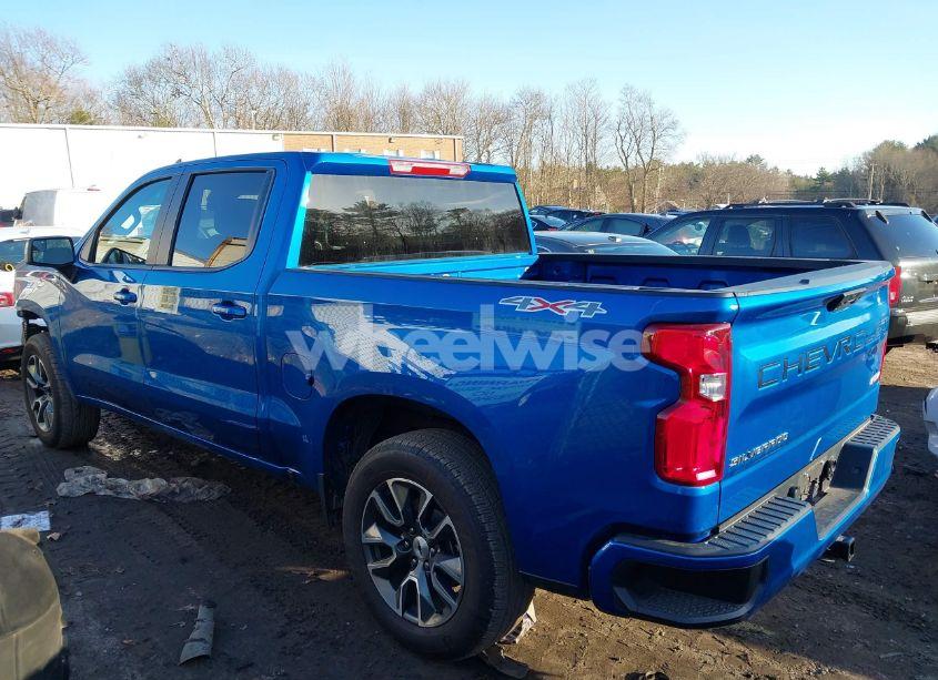 Photo 3 of 2023 Chevrolet Silverado 1500 4WD SHORT BED RST (VIN 1GCUDEED7PZ170196)