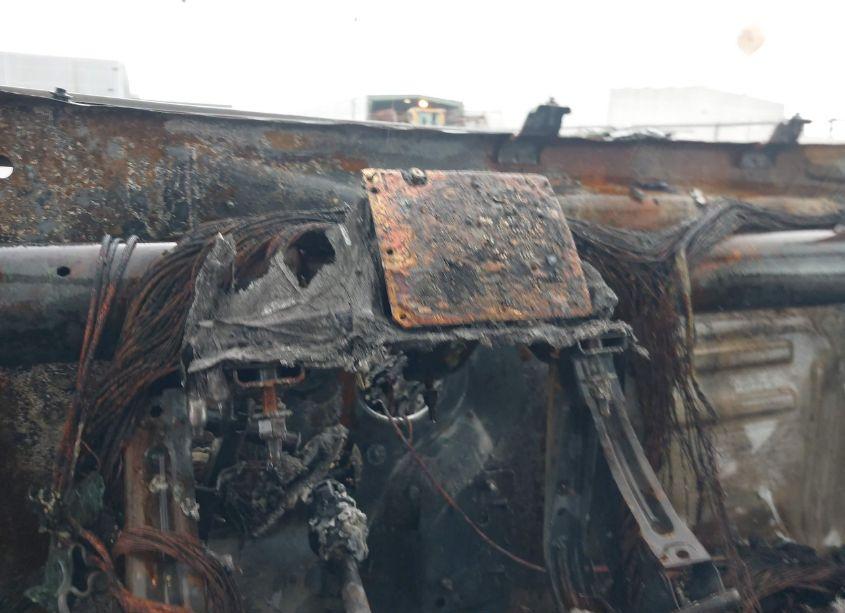 Photo 7 of 2023 Chevrolet Silverado 1500 4WD SHORT BED RST (VIN 1GCUDEED7PZ284490)