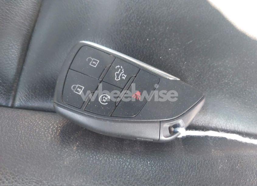 Photo 11 of 2022 Chevrolet Silverado 1500 4WD SHORT BED RST (VIN 1GCUDEEDXNZ568970)