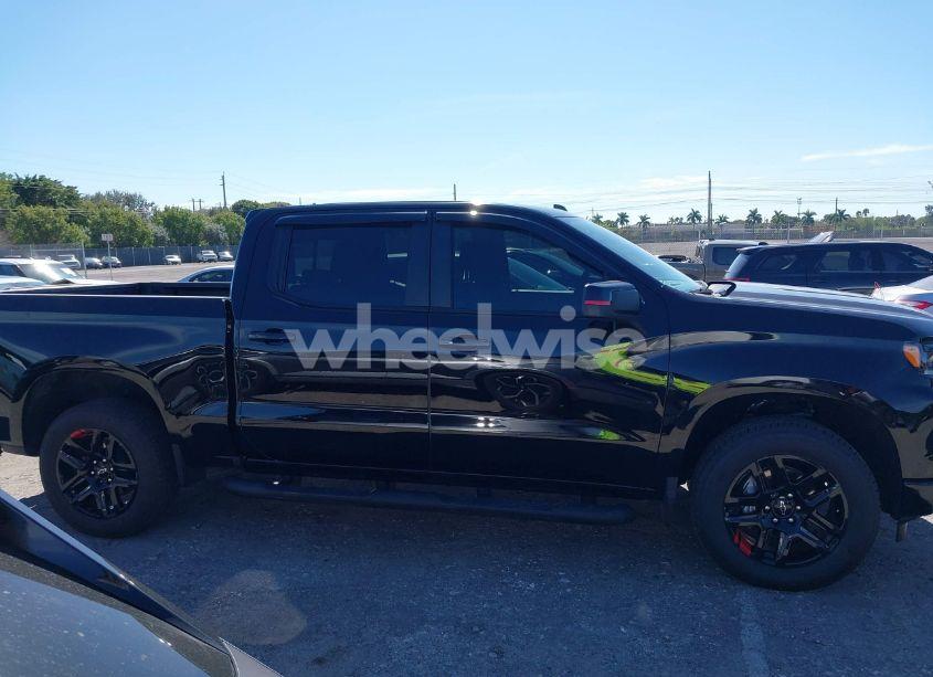 Photo 13 of 2024 Chevrolet Silverado 1500 4WD SHORT BED RST (VIN 1GCUDEEL5RZ292632)