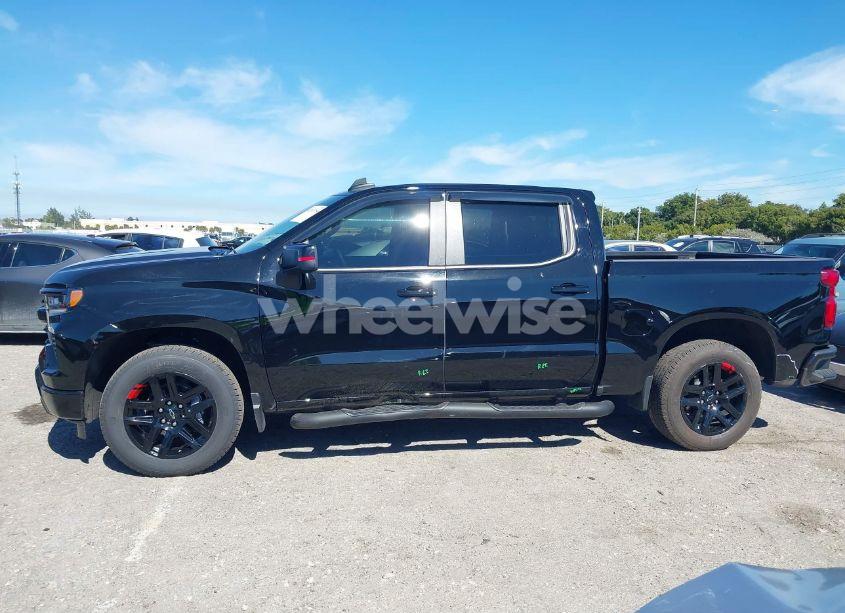 Photo 14 of 2024 Chevrolet Silverado 1500 4WD SHORT BED RST (VIN 1GCUDEEL5RZ292632)