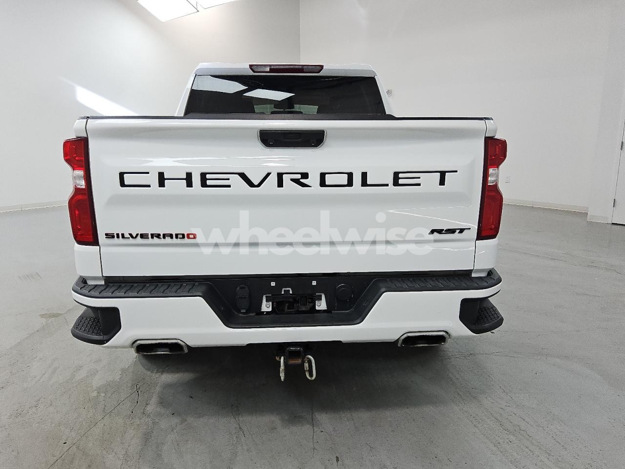Photo 6 of 2023 CHEVROLET SILVERADO K1500 RST (VIN 1GCUDEEL8PZ124951)