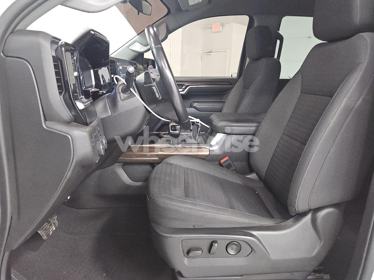 Photo 7 of 2023 CHEVROLET SILVERADO K1500 RST (VIN 1GCUDEEL8PZ124951)