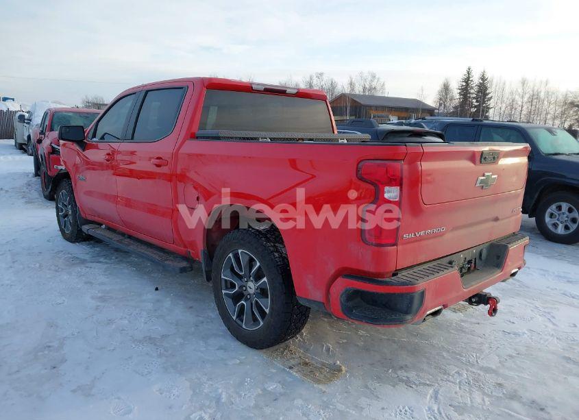 Photo 3 of 2022 Chevrolet Silverado 1500 4WD SHORT BED RST (VIN 1GCUDEET7NZ608848)