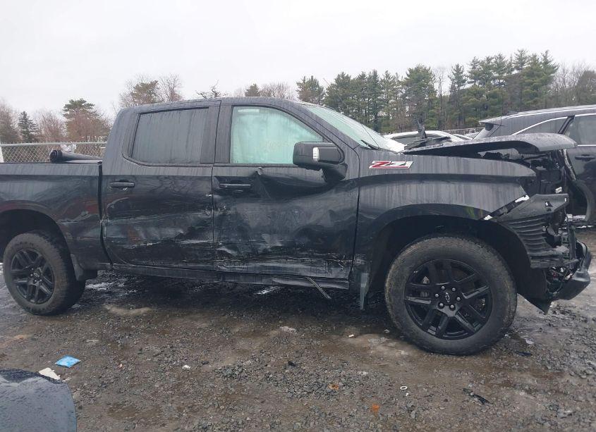 Photo 12 of 2022 Chevrolet Silverado 1500 4WD SHORT BED RST (VIN 1GCUDEET9NZ518004)