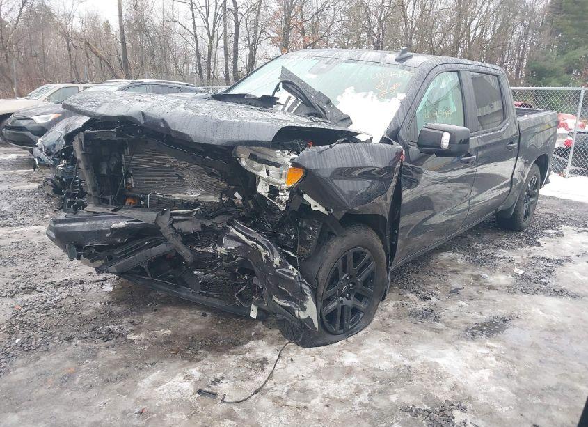 Photo 2 of 2022 Chevrolet Silverado 1500 4WD SHORT BED RST (VIN 1GCUDEET9NZ518004)