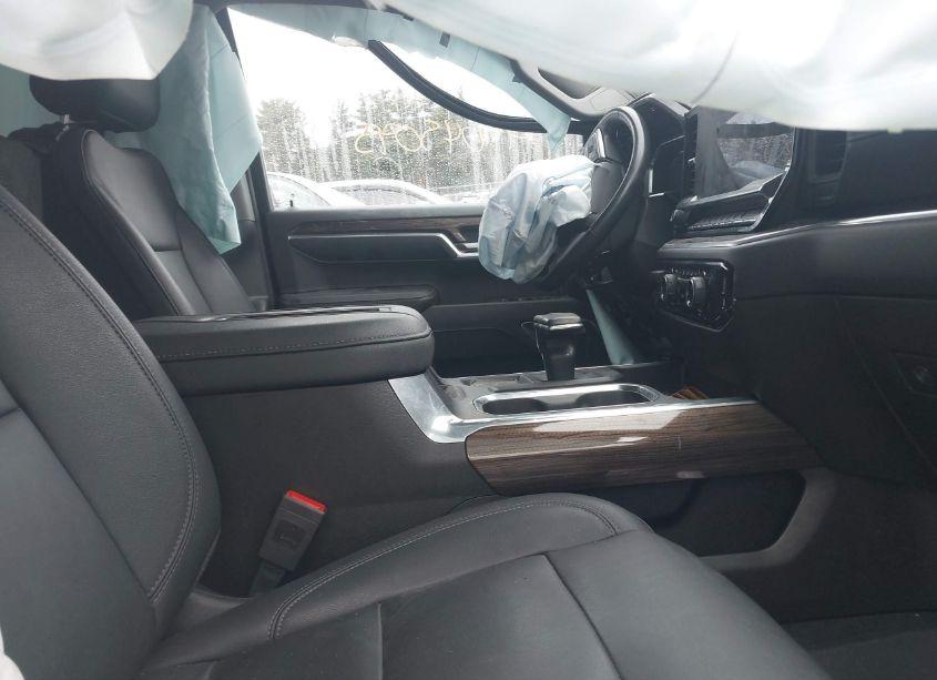 Photo 5 of 2022 Chevrolet Silverado 1500 4WD SHORT BED RST (VIN 1GCUDEET9NZ518004)
