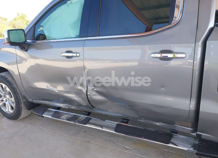 Photo 6 of 2024 Chevrolet Silverado 1500 4WD SHORT BED LTZ (VIN 1GCUDGED0RZ335858)