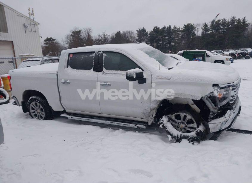 Photo 13 of 2024 Chevrolet Silverado 1500 4WD SHORT BED LTZ (VIN 1GCUDGED0RZ401759)